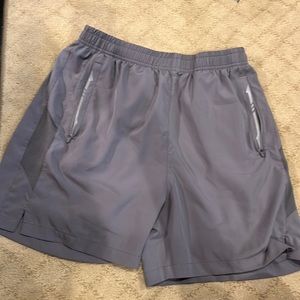 Grey lulu lemon material shorts